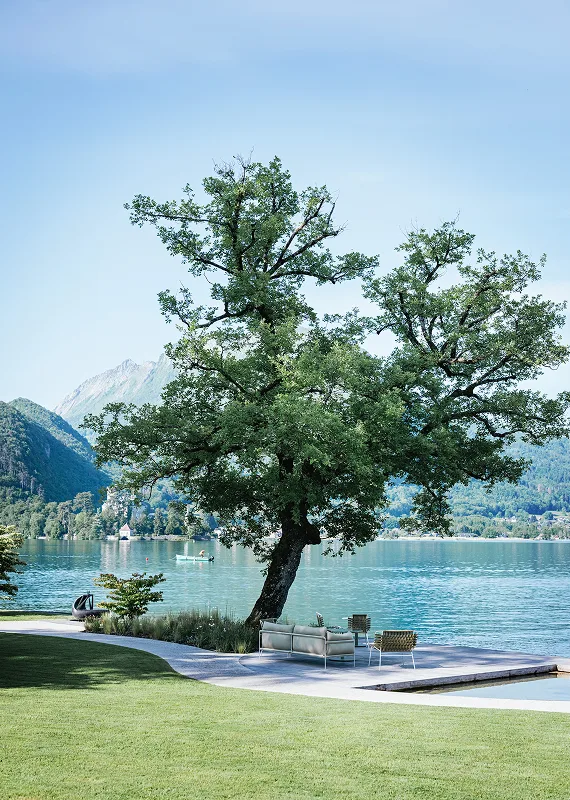 Auberge du Père Bise — Jean Sulpice — Garten am See