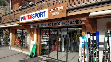 INTERSPORT Rent — La Clusaz — Façade and entrance
