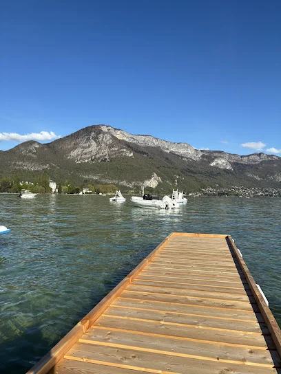 Ponton Albert — Steg am See