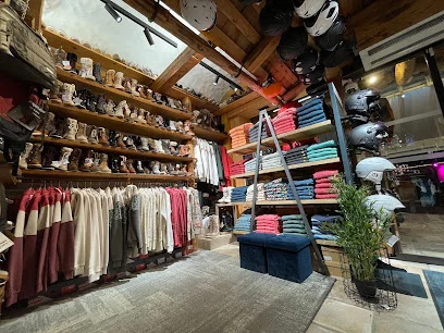 Ski Fun — La Clusaz — Skis and equipment in the shop