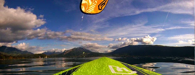 Stand-Up Annecy — Kayak on the lake at sunset