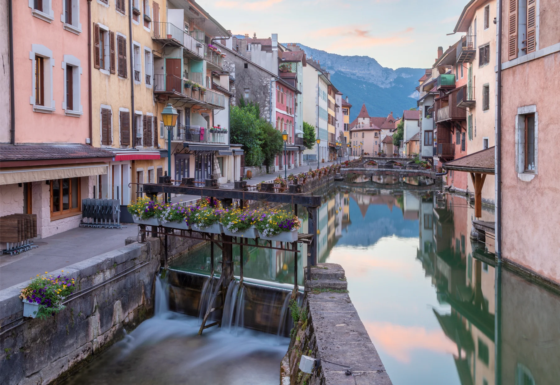 Annecy old-town façades along the Thiou